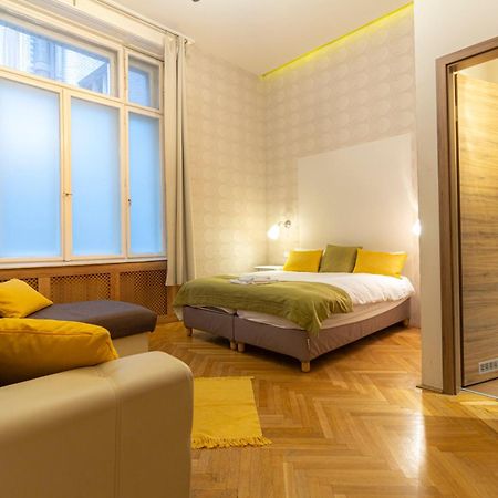 The Cream Hotell Budapest Exteriör bild