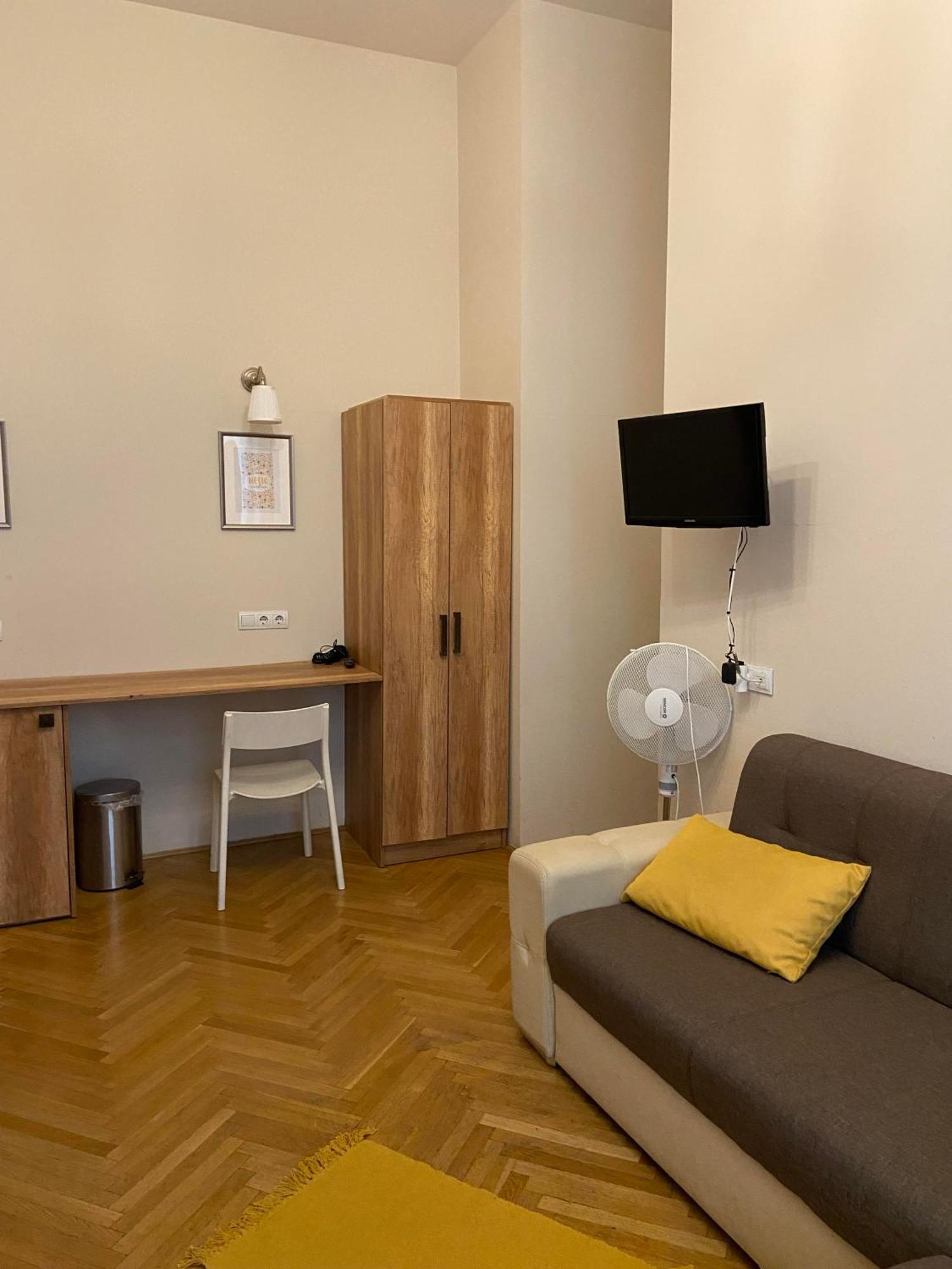 The Cream Hotell Budapest Exteriör bild
