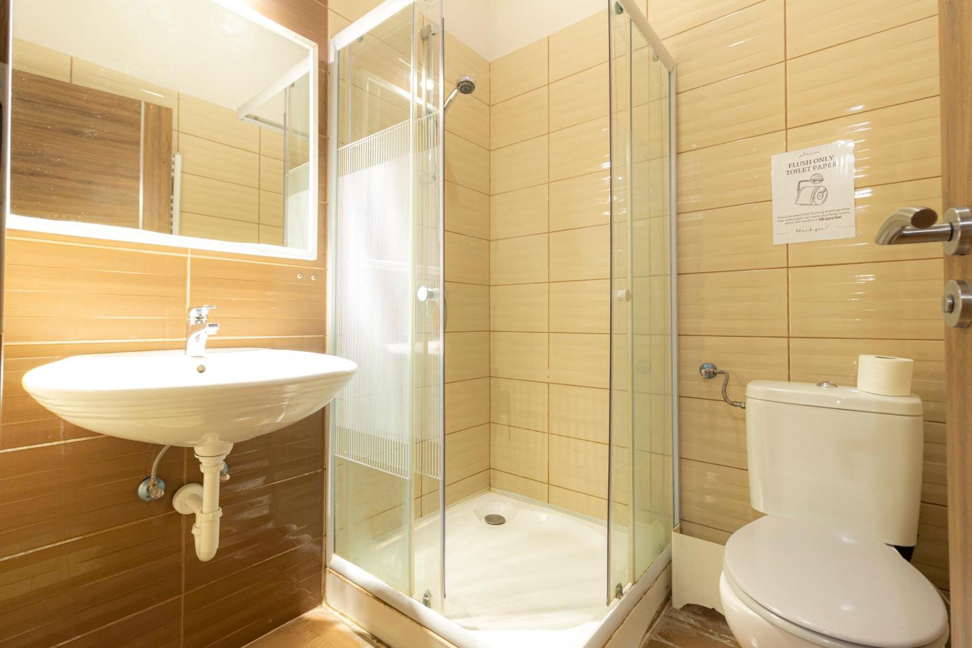 The Cream Hotell Budapest Exteriör bild