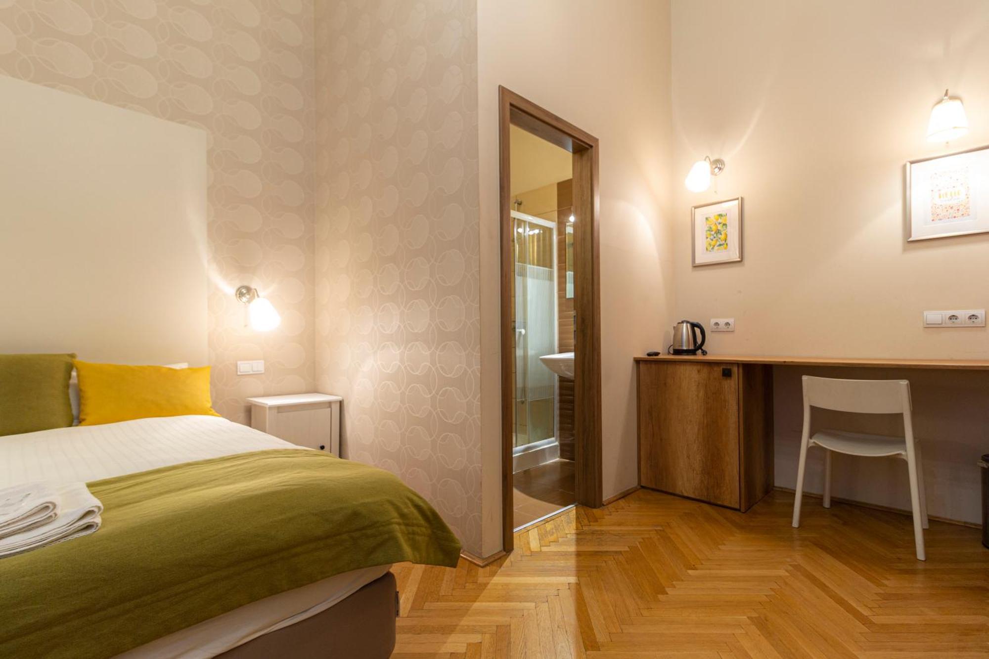 The Cream Hotell Budapest Exteriör bild