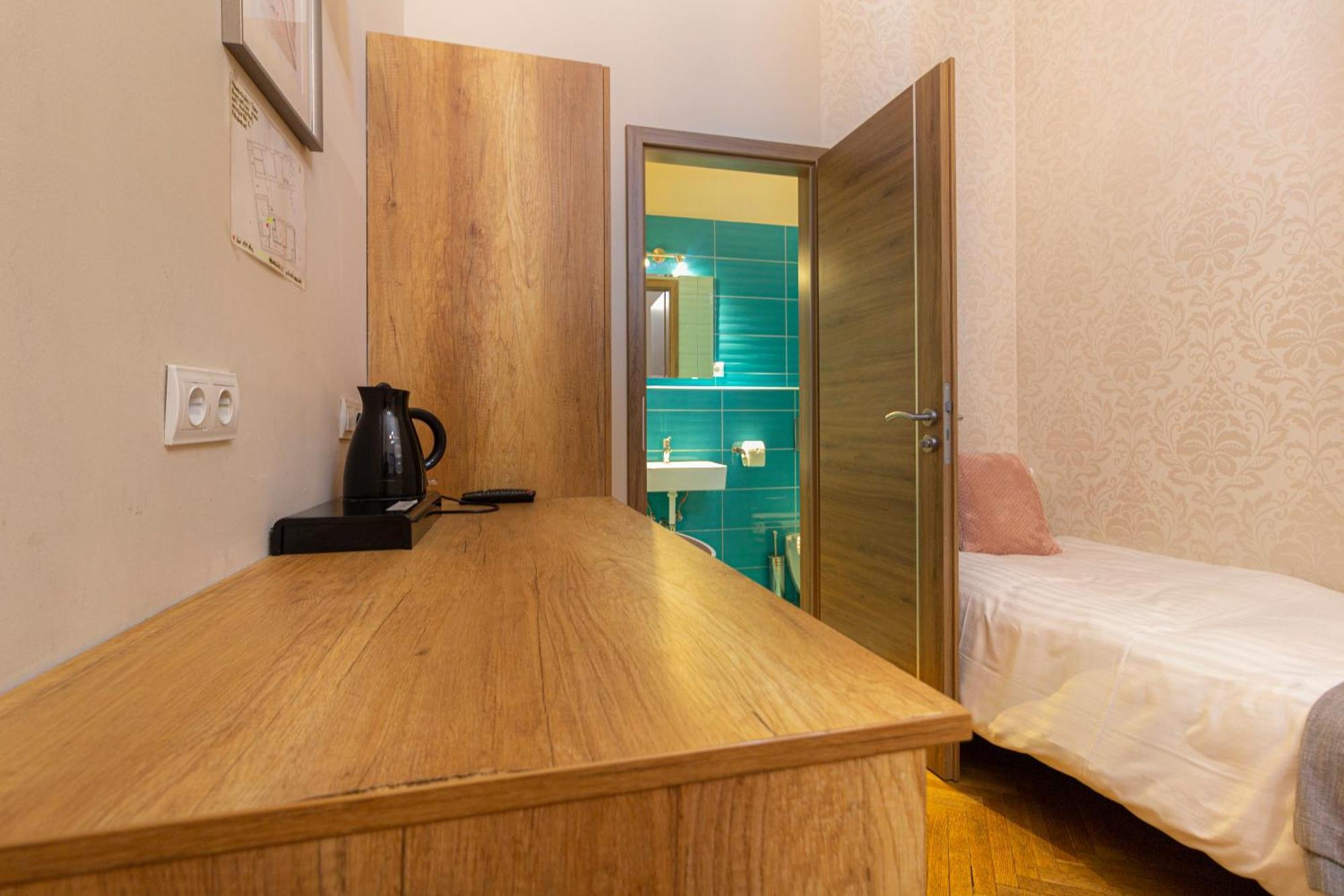 The Cream Hotell Budapest Exteriör bild