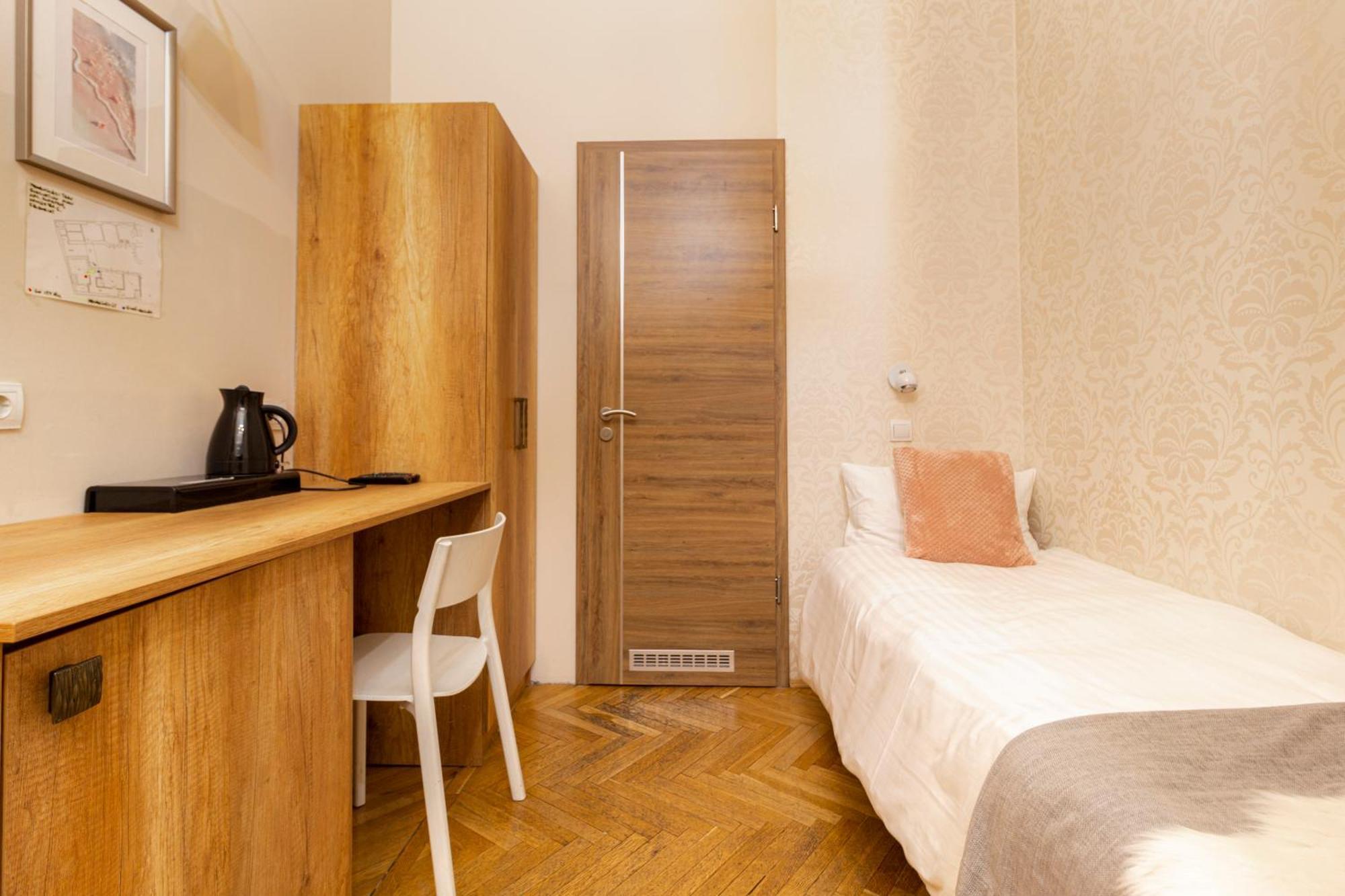 The Cream Hotell Budapest Exteriör bild